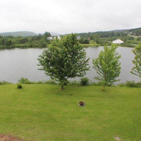 Manoir Des Lacs Lac Baker Экстерьер фото