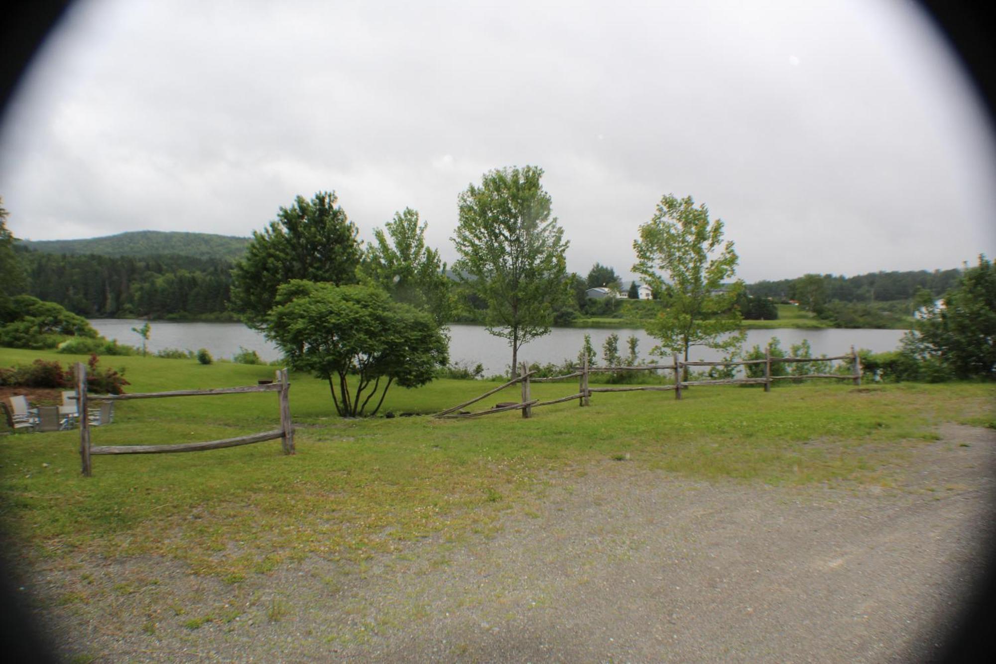 Manoir Des Lacs Lac Baker Экстерьер фото